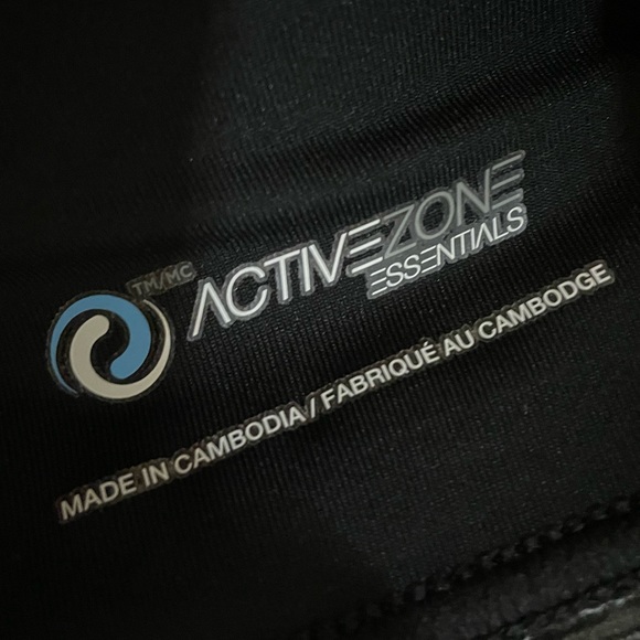 Pennington’s Wireless Sports Bra - Picture 5 of 5